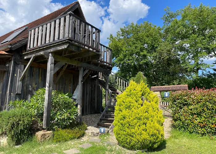 Le Lion D\'Or En Perigord