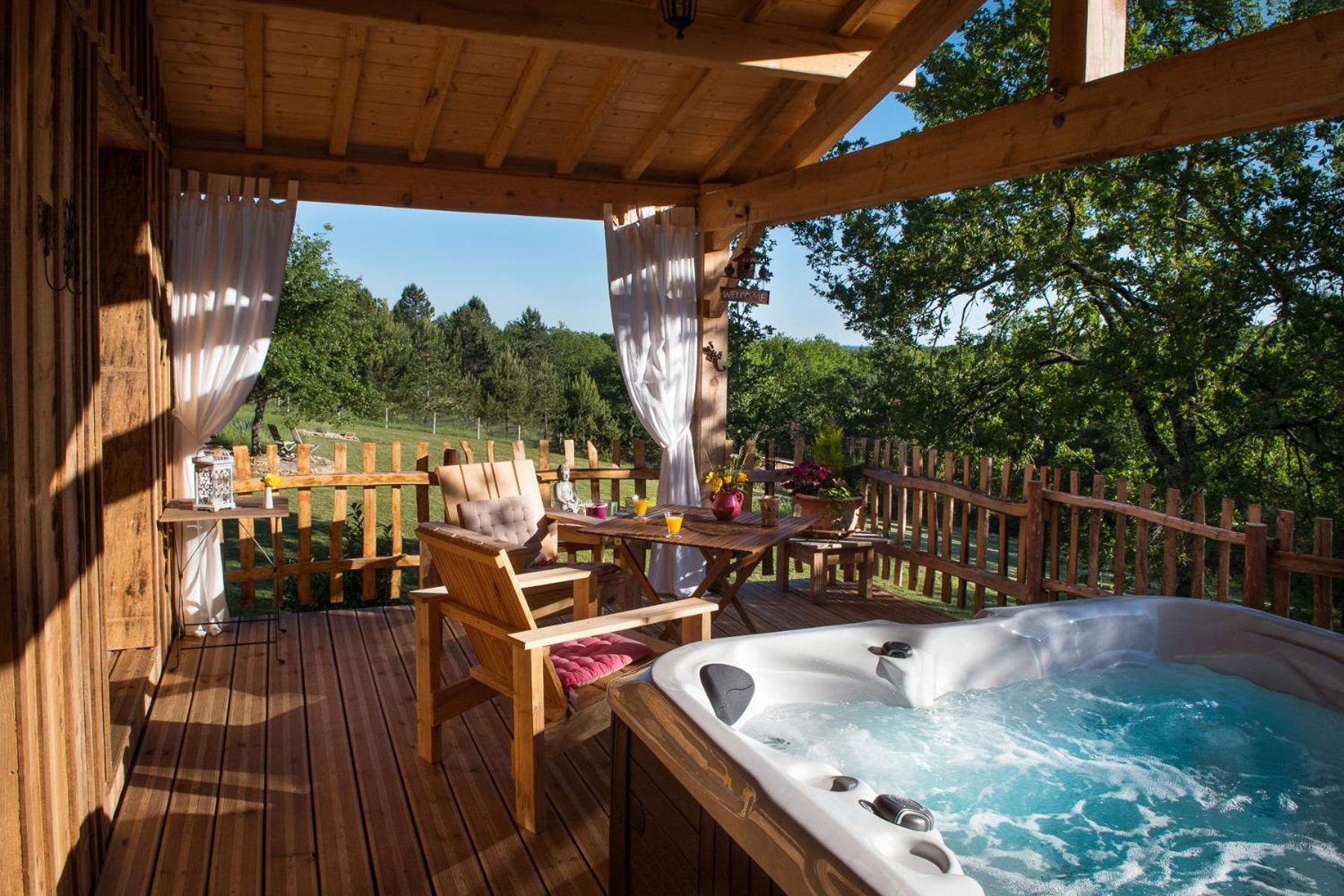 Le Lion D'or En Perigord Bed & Breakfast